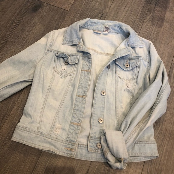 Mudd Light Wash Denim Jacket - Picture 2 of 4